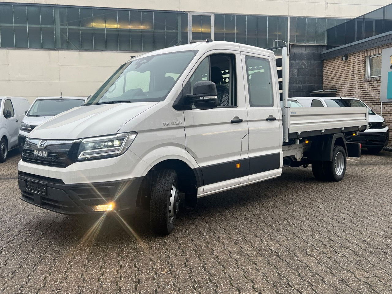 MAN TGE 6.160 Doka L4 Dreiseitenkippe Klima-Navi-AHK - Tipper: picture 3 MAN TGE 6.160 Doka L4 Dreiseitenkippe Klima-Navi-AHK - Tipper: picture 3