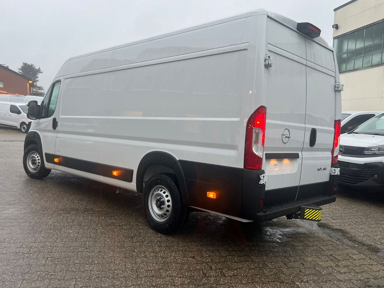 Opel Kasten 3,5 L4 H2 PS 180 Automatik+AHK Kasten 3,5 L4 H2 PS 180 Automatik+AHK - Closed box van: picture 5 Opel Kasten 3,5 L4 H2 PS 180 Automatik+AHK Kasten 3,5 L4 H2 PS 180 Automatik+AHK - Closed box van: picture 5