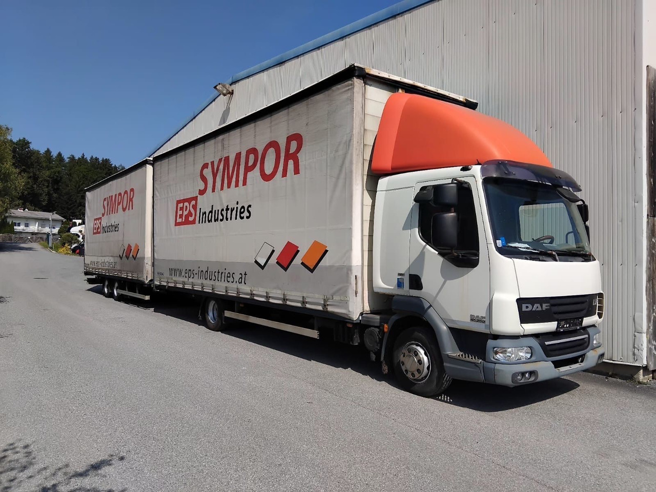 DAF LF 250 Schalter 120m° TÜV - Curtain side truck: picture 1 DAF LF 250 Schalter 120m° TÜV - Curtain side truck: picture 1