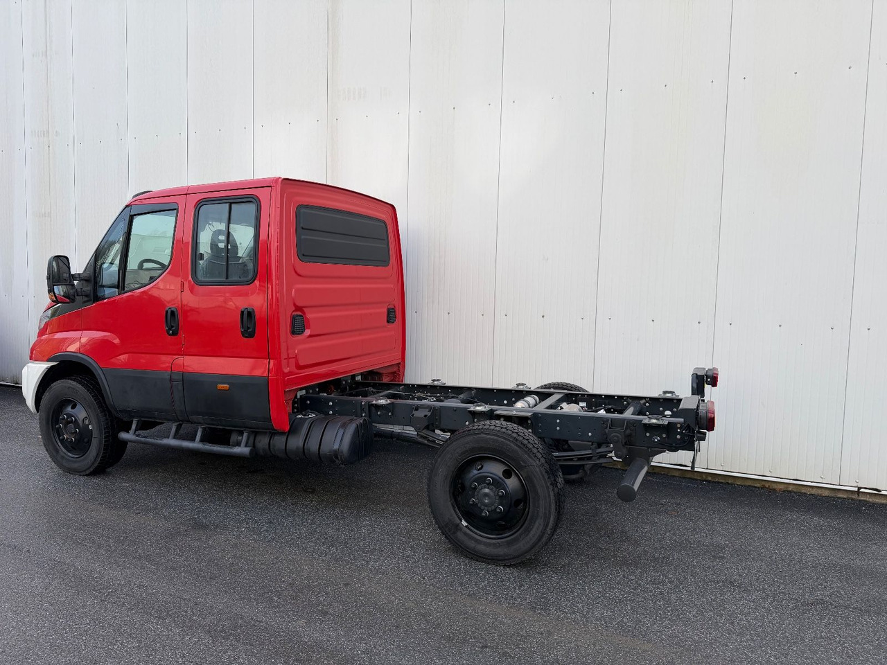 Iveco DAILY 70S18H WX 4x4 - Cab chassis truck: picture 4 Iveco DAILY 70S18H WX 4x4 - Cab chassis truck: picture 4