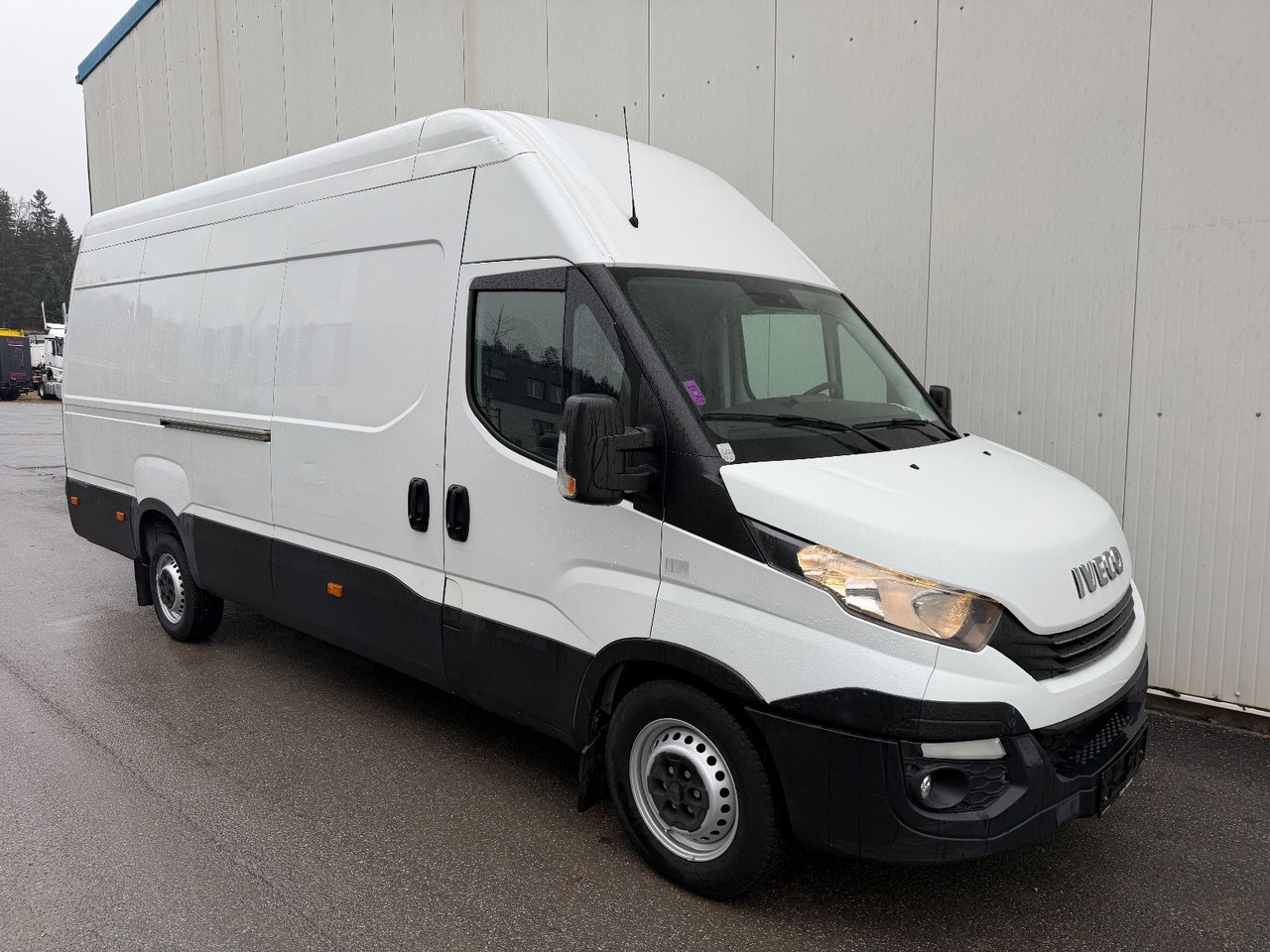 Iveco Daily 35S14 HiMatic L4H3 Maxi Iveco Daily 35S14 HiMatic L4H3 Maxi - Panel van: picture 2 Iveco Daily 35S14 HiMatic L4H3 Maxi Iveco Daily 35S14 HiMatic L4H3 Maxi - Panel van: picture 2