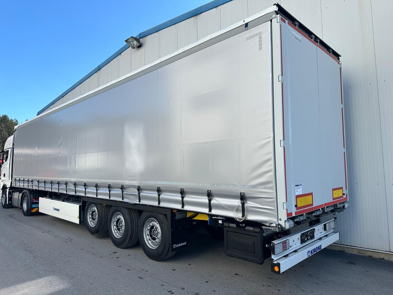 Krone SDP27 Lift/Pal-Kast/Alulatten Krone SDP27 Lift/Pal-Kast/Alulatten 5STK - Curtainsider semi-trailer: picture 4 Krone SDP27 Lift/Pal-Kast/Alulatten Krone SDP27 Lift/Pal-Kast/Alulatten 5STK - Curtainsider semi-trailer: picture 4