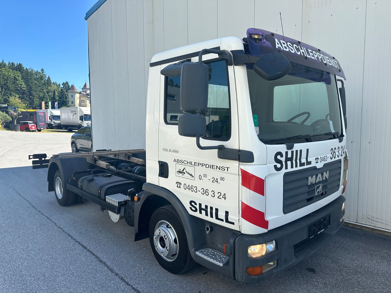 MAN TGL 8.180 - Cab chassis truck: picture 2 MAN TGL 8.180 - Cab chassis truck: picture 2