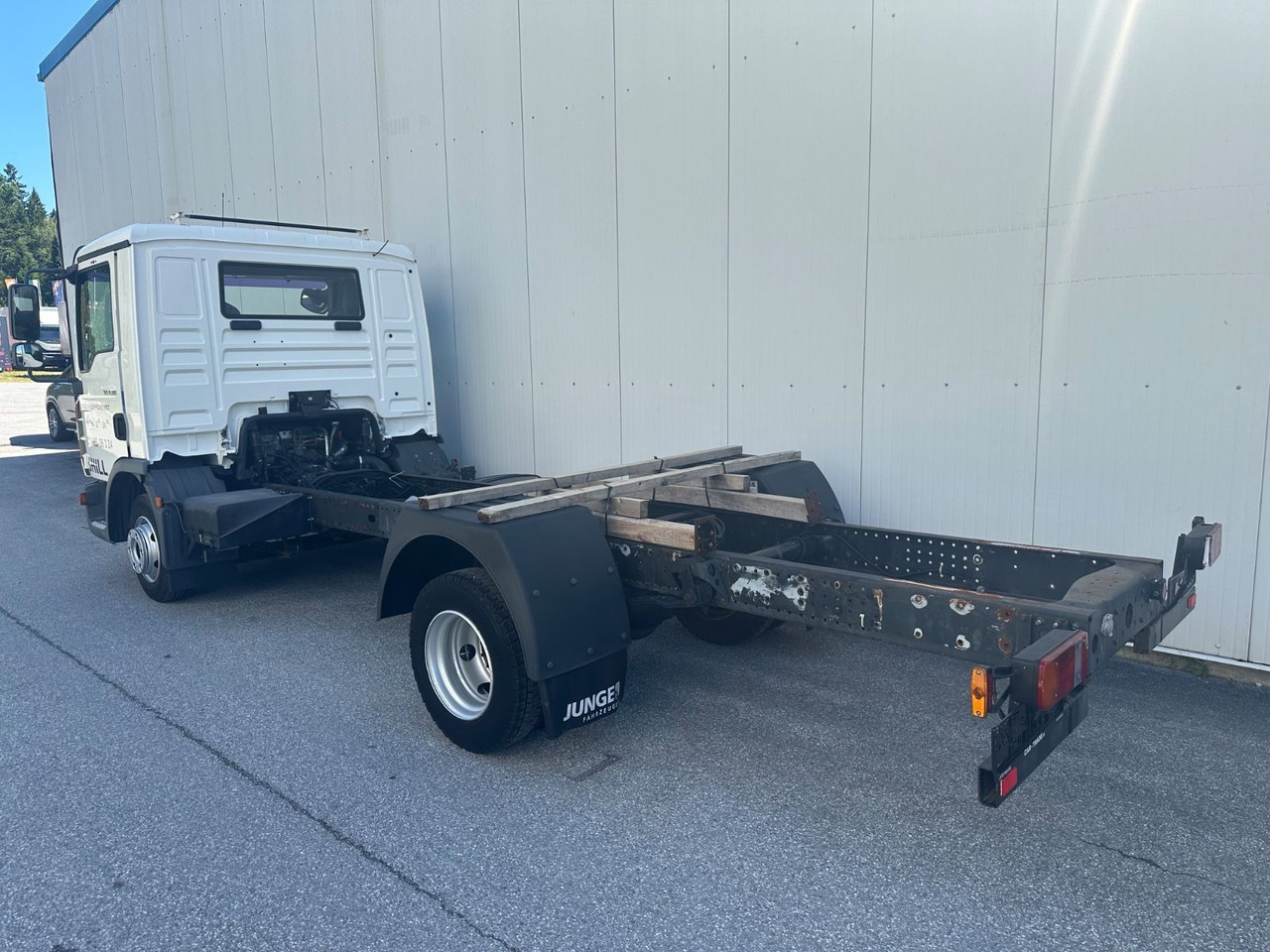 MAN TGL 8.180 - Cab chassis truck: picture 4 MAN TGL 8.180 - Cab chassis truck: picture 4