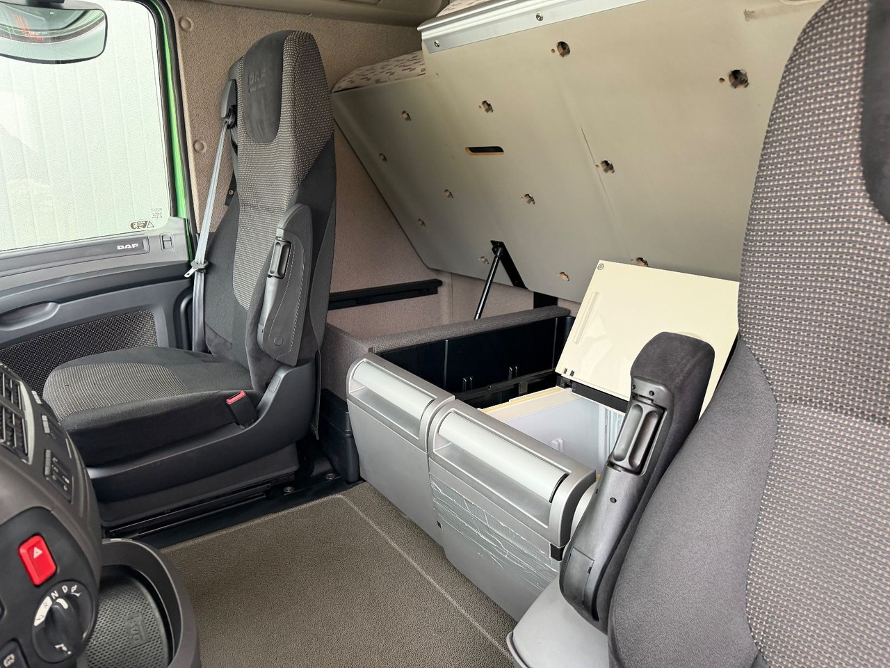 Tractor unit DAF XF 460 SSC Standklima Intarder: picture 12