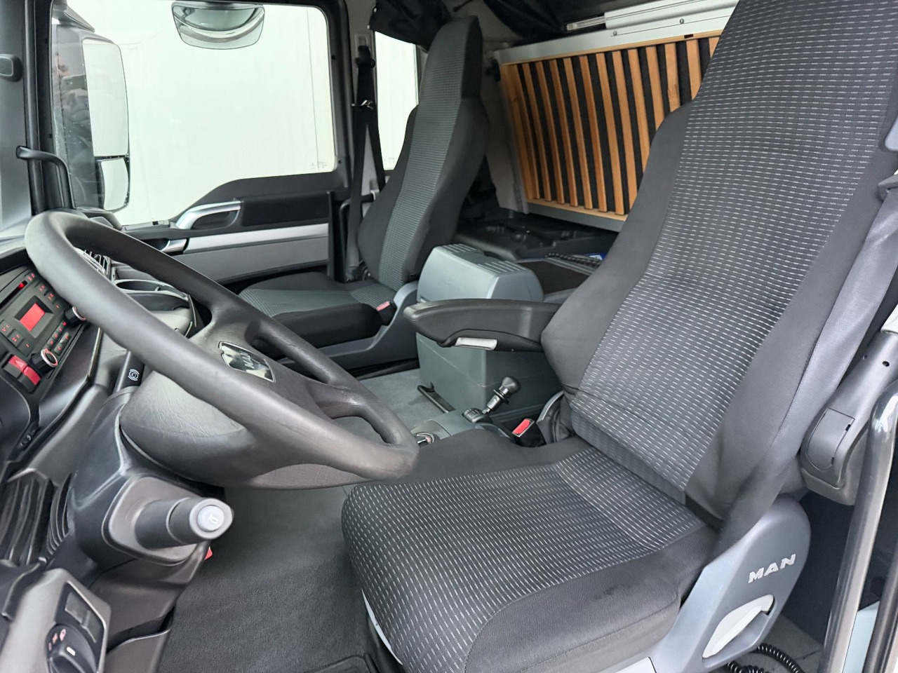 MAN TGS 18.440 - Tractor unit: picture 5 MAN TGS 18.440 - Tractor unit: picture 5