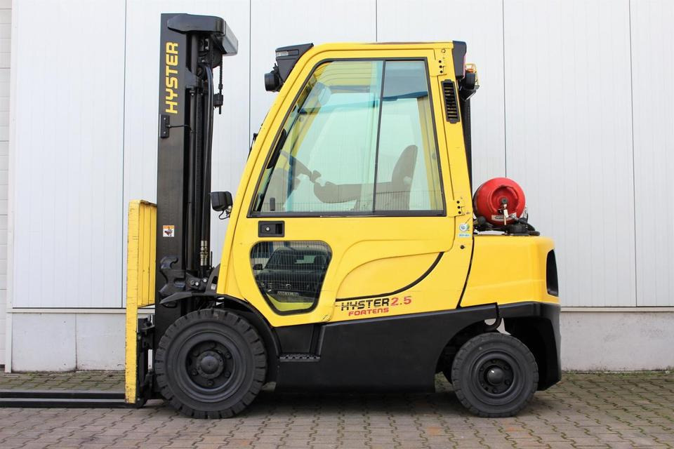 HYSTER H2.5FT Gas 2500kg - 2018 - 5196h - LPG forklift: picture 3 HYSTER H2.5FT Gas 2500kg - 2018 - 5196h - LPG forklift: picture 3