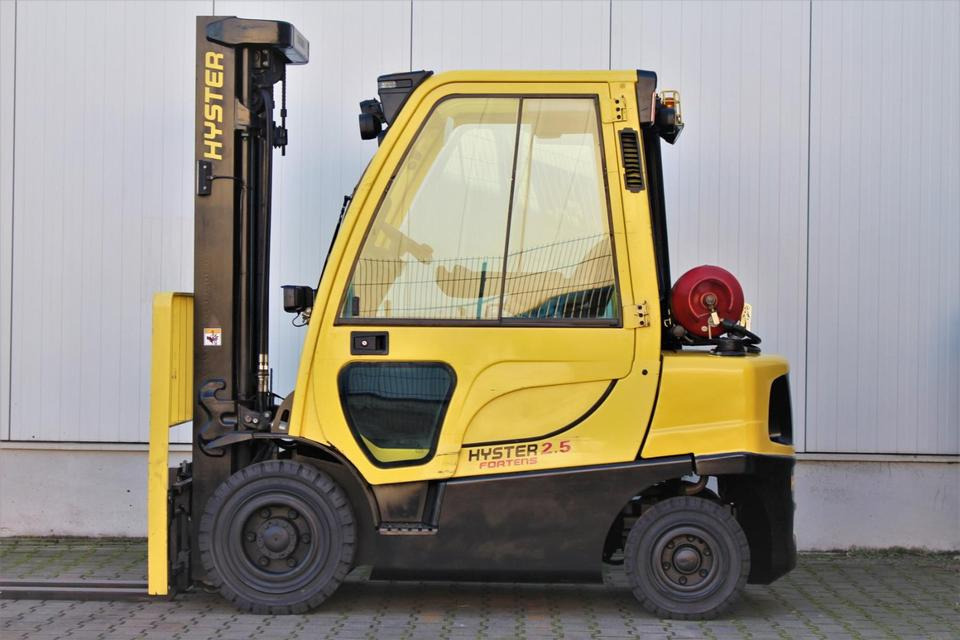 HYSTER H2.5FT Gas 2500kg Kabine 2018 Stapler UVV ✅ - LPG forklift: picture 4 HYSTER H2.5FT Gas 2500kg Kabine 2018 Stapler UVV ✅ - LPG forklift: picture 4