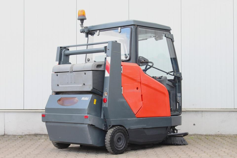 Hako Sweepmaster D1500RH Diesel UVV✅ - Industrial sweeper: picture 3 Hako Sweepmaster D1500RH Diesel UVV✅ - Industrial sweeper: picture 3