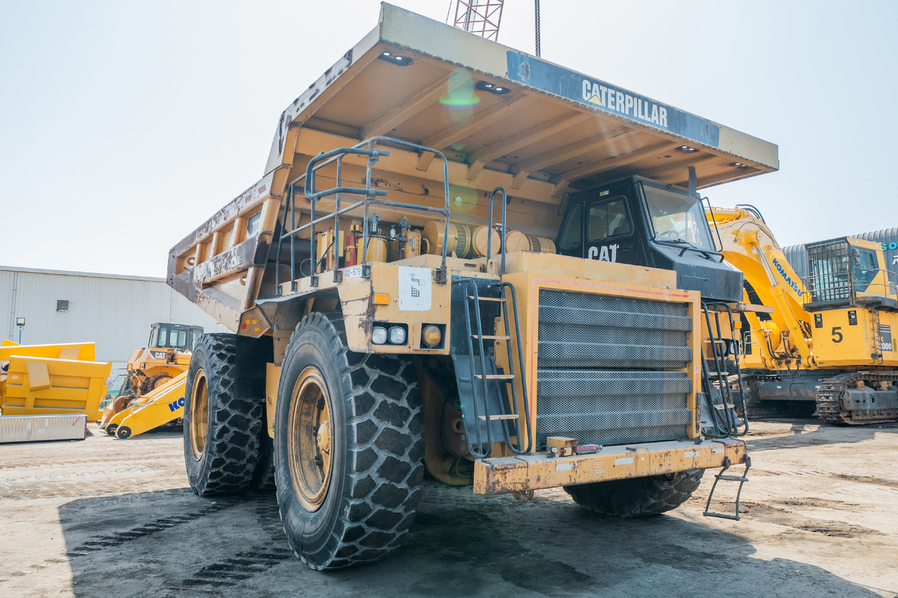 CATERPILLAR 777 D - Rigid dumper/ Rock truck: picture 2 CATERPILLAR 777 D - Rigid dumper/ Rock truck: picture 2