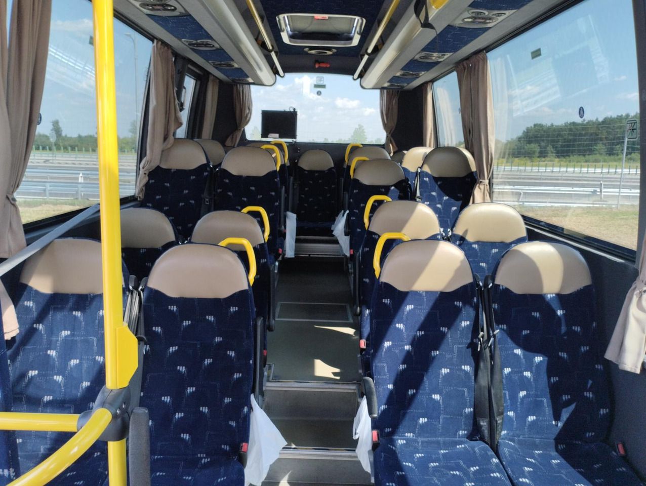 Minibus, Passenger van IVECO FIRST ROSERO 70C18: picture 13