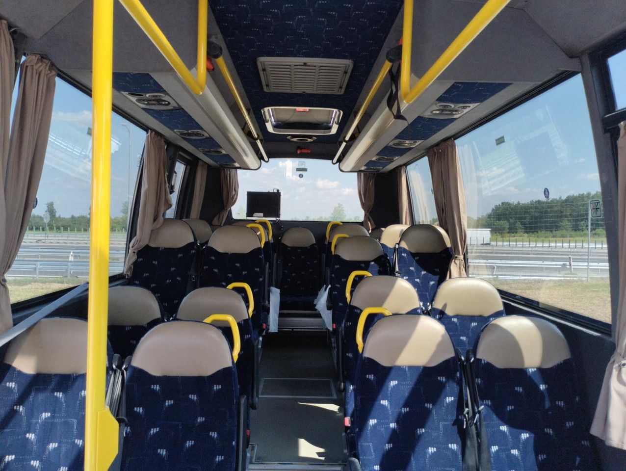 Minibus, Passenger van IVECO FIRST ROSERO 70C18: picture 9