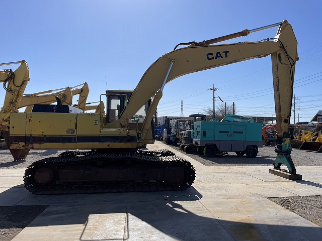 Crawler excavator CAT E200B: picture 6
