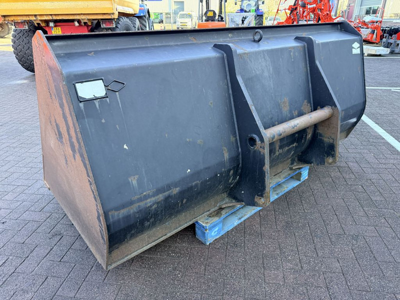 Hekamp Volumebak Manitou Aansluiting - Wheel loader: picture 3 Hekamp Volumebak Manitou Aansluiting - Wheel loader: picture 3