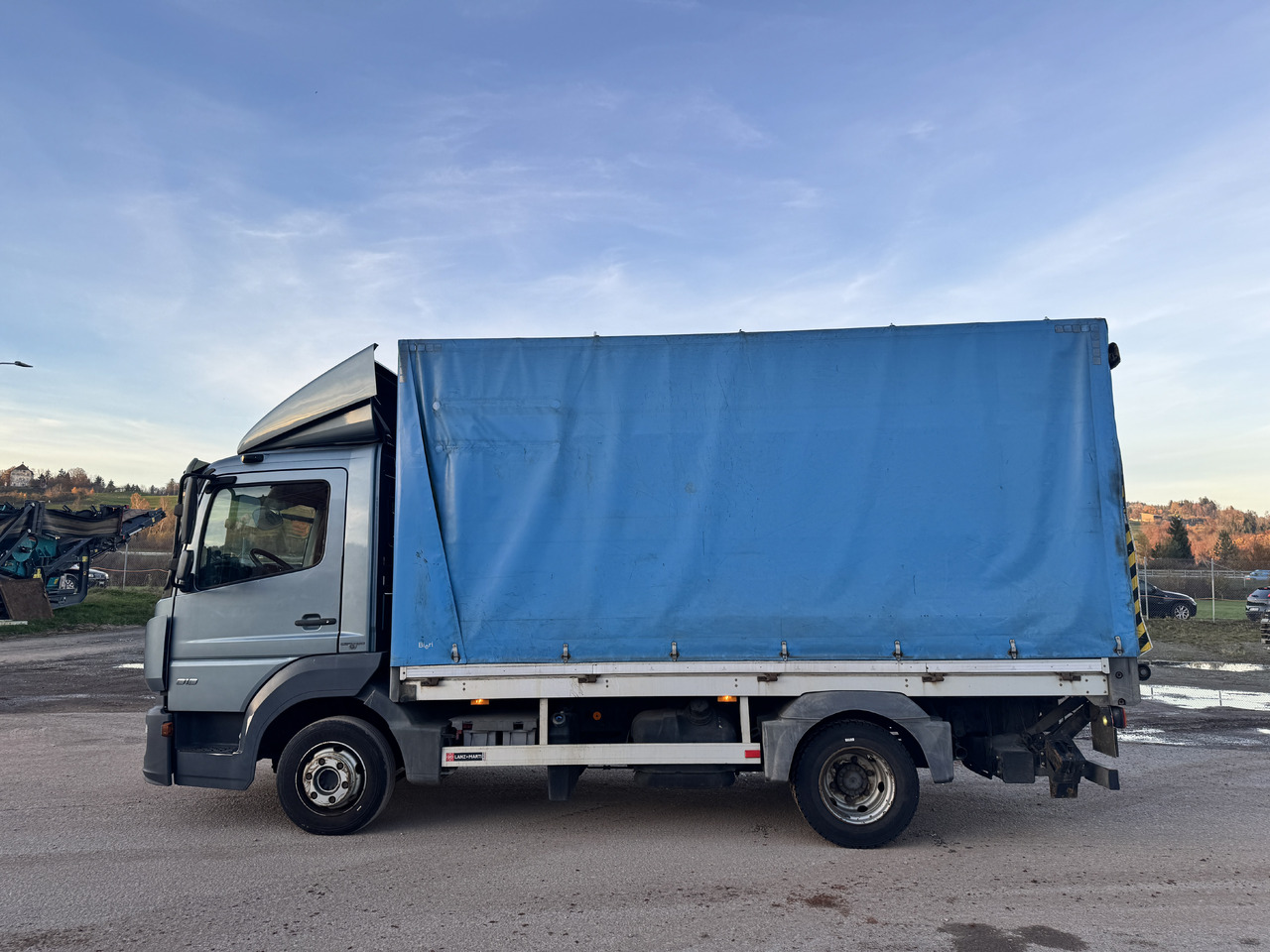 MERCEDES-BENZ Atego 818 - Curtain side truck: picture 2 MERCEDES-BENZ Atego 818 - Curtain side truck: picture 2