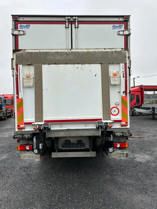 Iveco ML190E28 - Refrigerator truck: picture 5 Iveco ML190E28 - Refrigerator truck: picture 5
