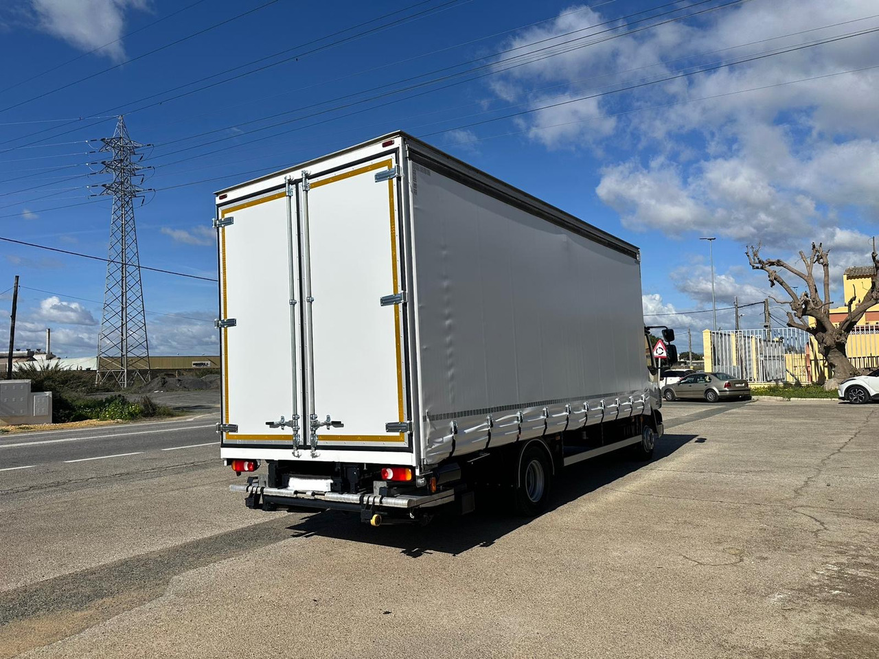 DAF LF 45.250 - Curtain side truck: picture 5 DAF LF 45.250 - Curtain side truck: picture 5