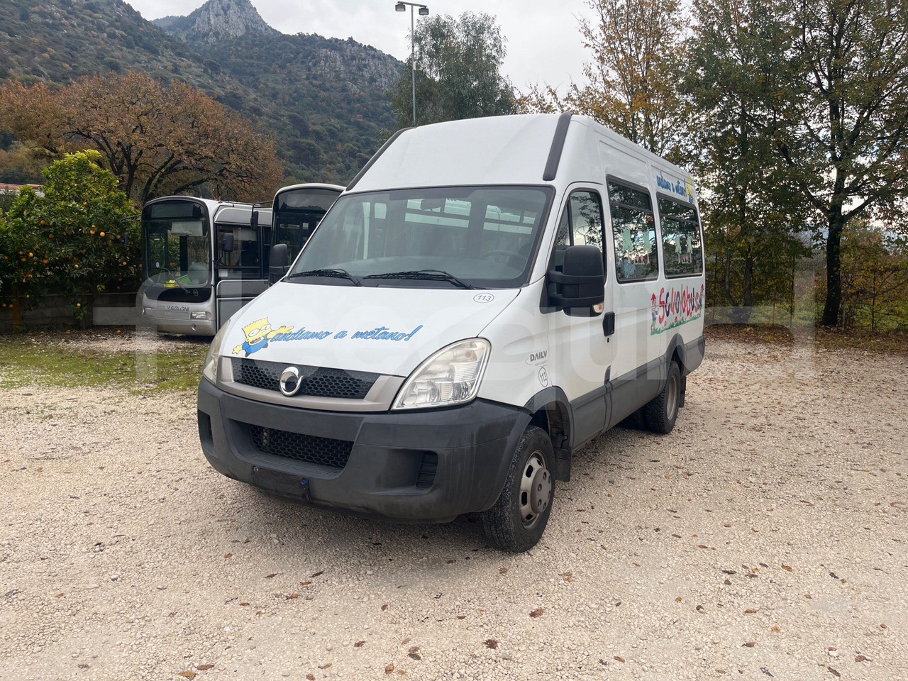 Iveco Daily - School bus: picture 4 Iveco Daily - School bus: picture 4