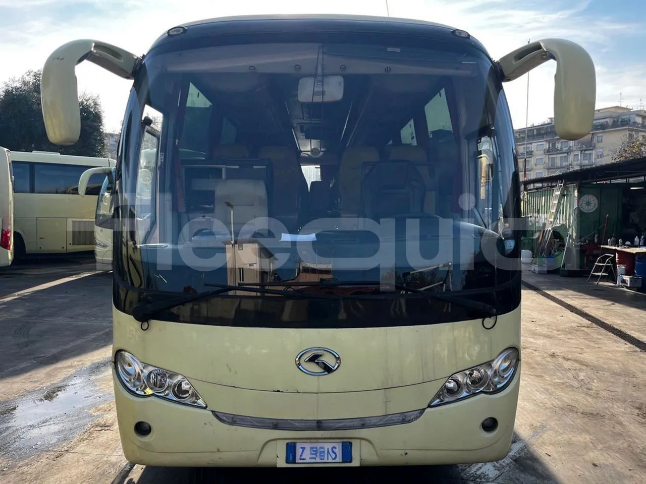 King Long XMQ6900 - Coach: picture 2 King Long XMQ6900 - Coach: picture 2
