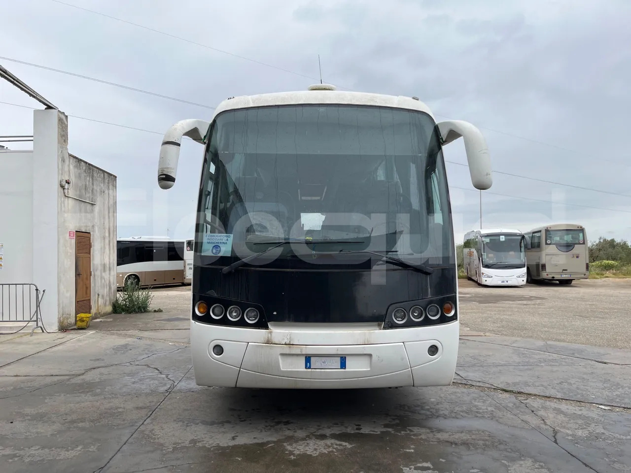 Volvo B12 - Coach: picture 2 Volvo B12 - Coach: picture 2