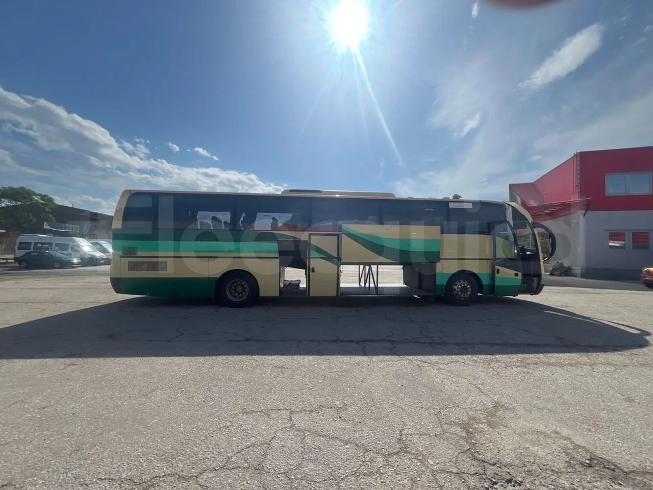 Coach Volvo B12BER: picture 11