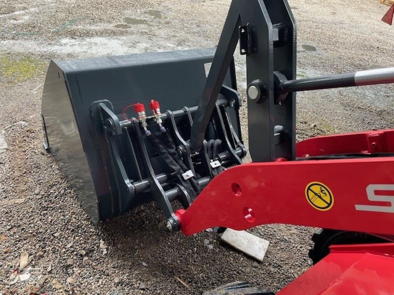 Schäffer 2028-2 HOFLADER - Compact loader: picture 4 Schäffer 2028-2 HOFLADER - Compact loader: picture 4