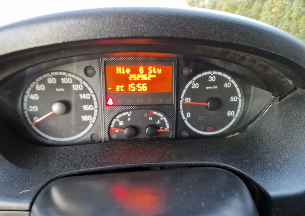 Citroën Jumper 130KM leasing Citroën Jumper 130KM: picture 12 Citroën Jumper 130KM leasing Citroën Jumper 130KM: picture 12