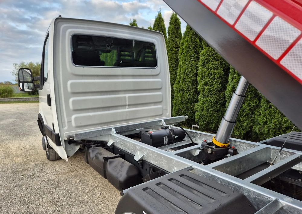 Iveco 35C13 130KM - Tipper van: picture 4 Iveco 35C13 130KM - Tipper van: picture 4