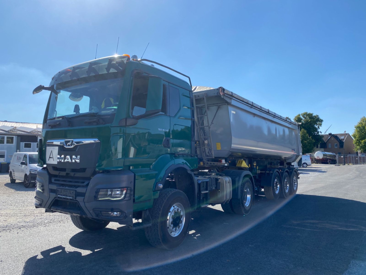 MAN TGS 18.510 BL/4x4 Allrad/Kardan + Schmitz 28 cbm - Tractor unit: picture 1 MAN TGS 18.510 BL/4x4 Allrad/Kardan + Schmitz 28 cbm - Tractor unit: picture 1