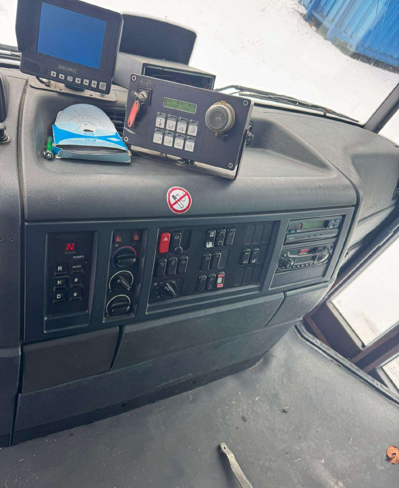 Mercedes-Benz Econic 2628 - Garbage truck: picture 3 Mercedes-Benz Econic 2628 - Garbage truck: picture 3