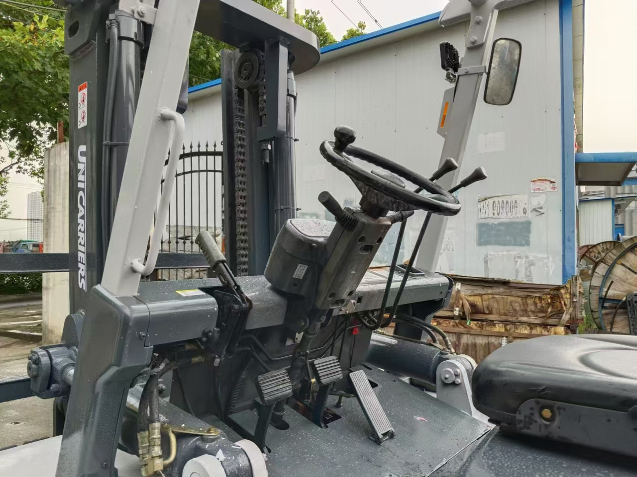 TCM FD70 japan brand 7 ton forklift used Customizable mast clamp side shift - Diesel forklift: picture 3 TCM FD70 japan brand 7 ton forklift used Customizable mast clamp side shift - Diesel forklift: picture 3