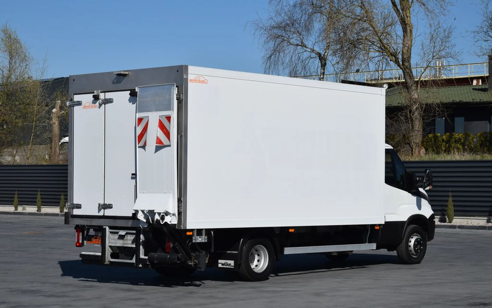 Iveco DAILY 70C18 / 3.0 - 180 KM / AUTOMAT HI-MATIC / 3 OSOBY / CHŁODNIA - MROŹNIA 4,55 M / AGREGAD FRIGOBLOCK / WINDA SORENSEN / KLIMA / TEMPOMAT / KAMERA COFANIA / REGULOWANE ZAWIESZENIE / SERWISOWA - Refrigerator truck: picture 5 Iveco DAILY 70C18 / 3.0 - 180 KM / AUTOMAT HI-MATIC / 3 OSOBY / CHŁODNIA - MROŹNIA 4,55 M / AGREGAD FRIGOBLOCK / WINDA SORENSEN / KLIMA / TEMPOMAT / KAMERA COFANIA / REGULOWANE ZAWIESZENIE / SERWISOWA - Refrigerator truck: picture 5
