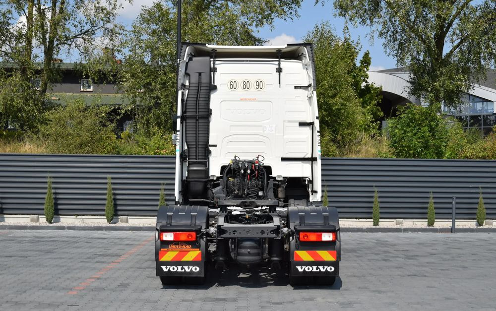 Volvo FH500 / EURO 6 / NOWY MODEL / KLIMATYZACJA POSTOJOWA / ACC / LEDY / 2 ZBIORNIKI / FULL SPILERY / 2023 / NISKI PRZEBIEG / SERWISOWANY / SPROWADZONY - Tractor unit: picture 5 Volvo FH500 / EURO 6 / NOWY MODEL / KLIMATYZACJA POSTOJOWA / ACC / LEDY / 2 ZBIORNIKI / FULL SPILERY / 2023 / NISKI PRZEBIEG / SERWISOWANY / SPROWADZONY - Tractor unit: picture 5