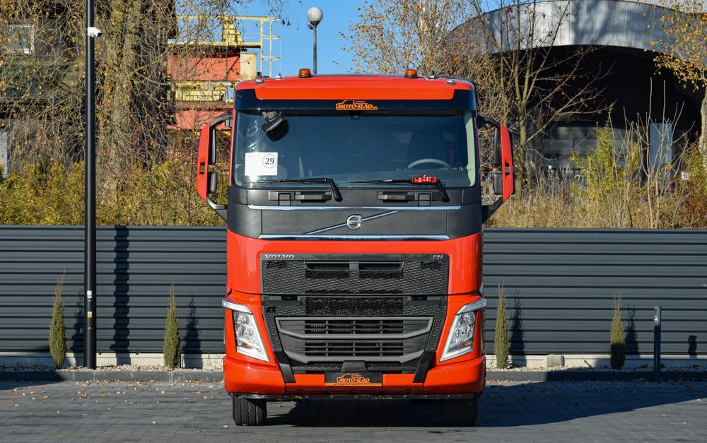 Volvo FH500 / NISKA KABINA / HYDRAULIKA / EURO 6 / ACC / LEDY / ALUFELGI / SERWISOWANY / SPROWADZONY - Tractor unit: picture 2 Volvo FH500 / NISKA KABINA / HYDRAULIKA / EURO 6 / ACC / LEDY / ALUFELGI / SERWISOWANY / SPROWADZONY - Tractor unit: picture 2