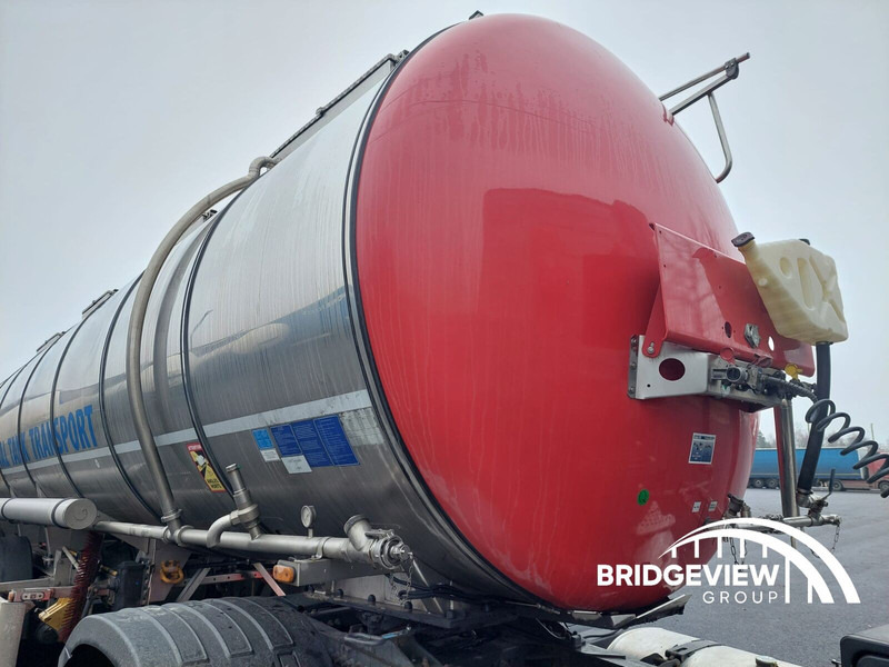 Kässbohrer - Tanker semi-trailer: picture 4 Kässbohrer - Tanker semi-trailer: picture 4