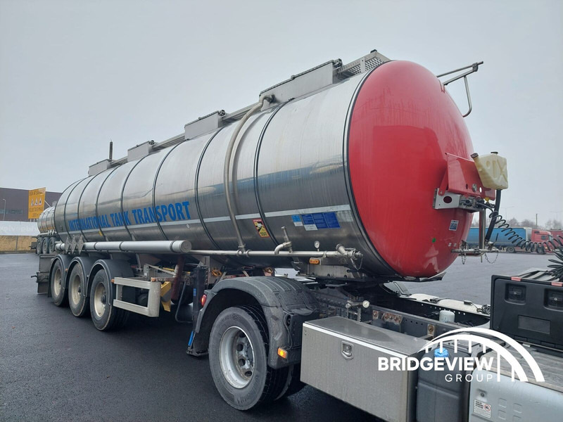 Kässbohrer - Tanker semi-trailer: picture 2 Kässbohrer - Tanker semi-trailer: picture 2