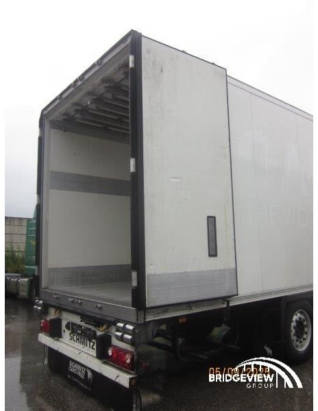 Schmitz Cargobull SCB*S3B - Refrigerator semi-trailer: picture 2 Schmitz Cargobull SCB*S3B - Refrigerator semi-trailer: picture 2