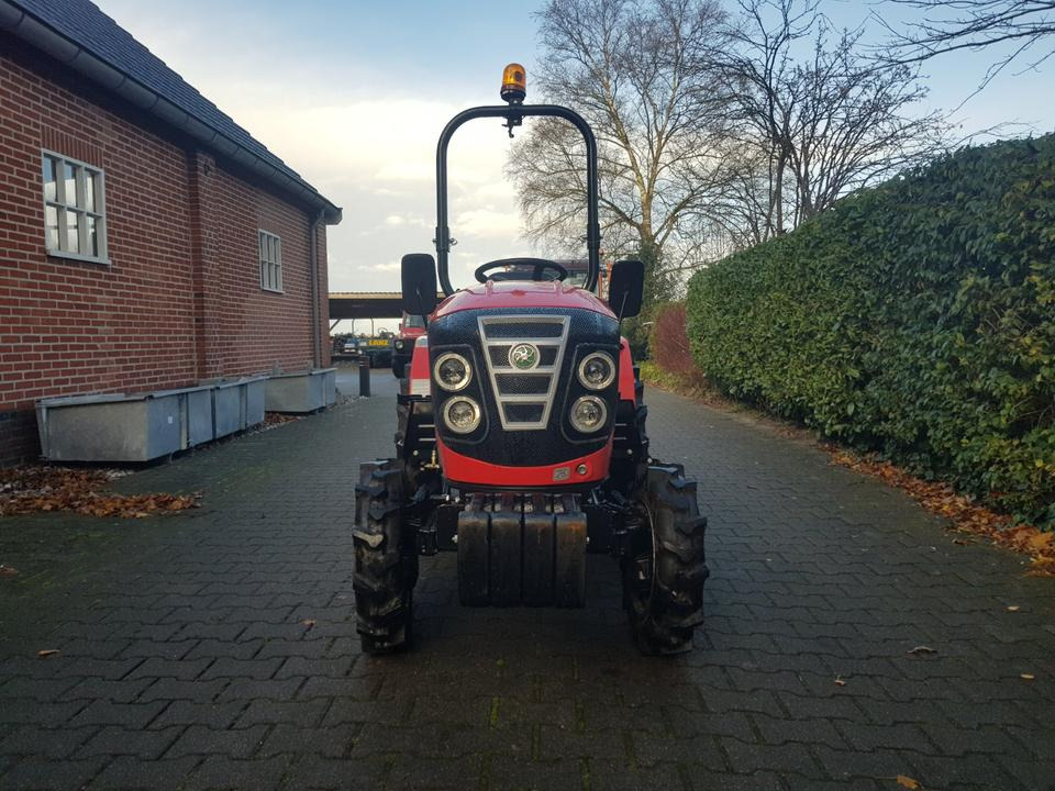 Kleintraktor Fieldtrac 918 mit Schlegelmäher - Compact tractor: picture 4 Kleintraktor Fieldtrac 918 mit Schlegelmäher - Compact tractor: picture 4