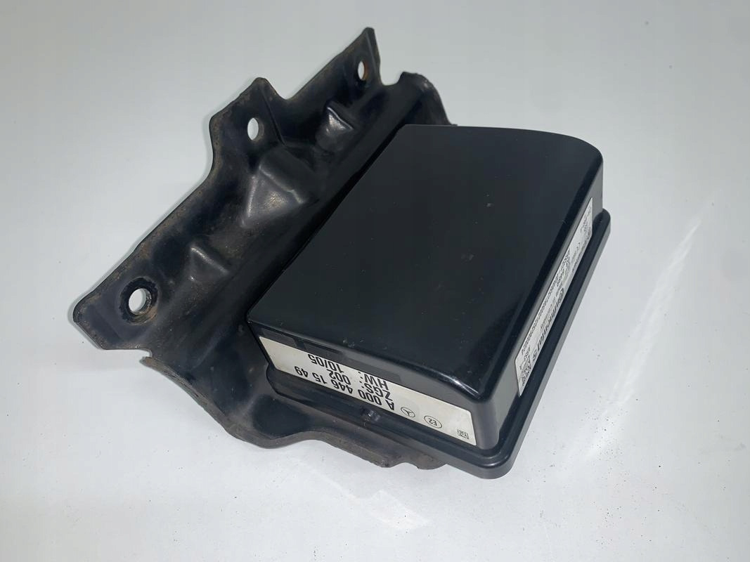 MERCEDES ACTROS MP4 RADAR DISTRONIC 0004461549 - Sensor for Truck: picture 1 MERCEDES ACTROS MP4 RADAR DISTRONIC 0004461549 - Sensor for Truck: picture 1