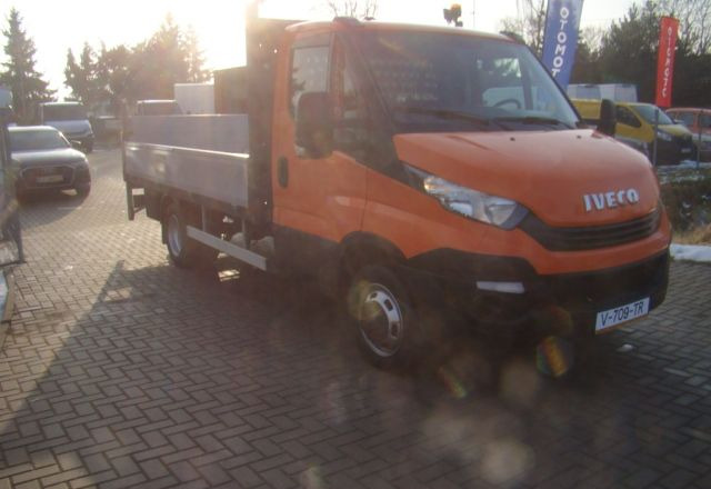 Iveco DAILY 35 C 15 WINDA 750KG 3.5T NA HAKU - Open body delivery van: picture 4 Iveco DAILY 35 C 15 WINDA 750KG 3.5T NA HAKU - Open body delivery van: picture 4