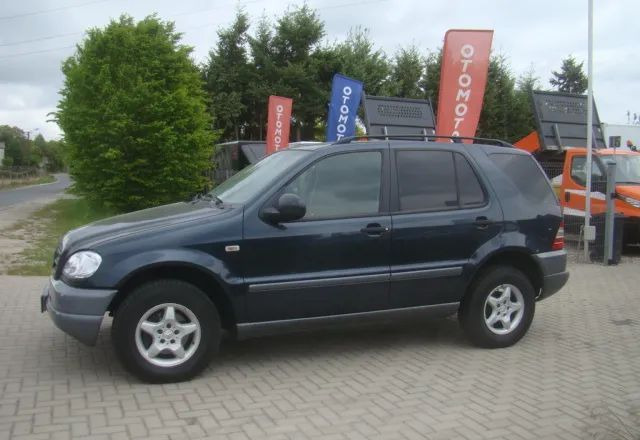 Mercedes-Benz ML 270 2.7CDI CIĘŻARYY 2-OSOBY 3.365KG-NA HAKU - Small van: picture 2 Mercedes-Benz ML 270 2.7CDI CIĘŻARYY 2-OSOBY 3.365KG-NA HAKU - Small van: picture 2