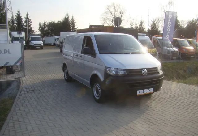 Volkswagen TRANSPORTER T 5 2.0TDI 100%PRZEBIEG - Panel van: picture 4 Volkswagen TRANSPORTER T 5 2.0TDI 100%PRZEBIEG - Panel van: picture 4