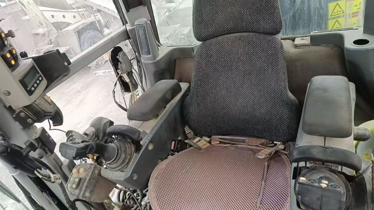 CATERPILLAR 140M - Grader: picture 5 CATERPILLAR 140M - Grader: picture 5