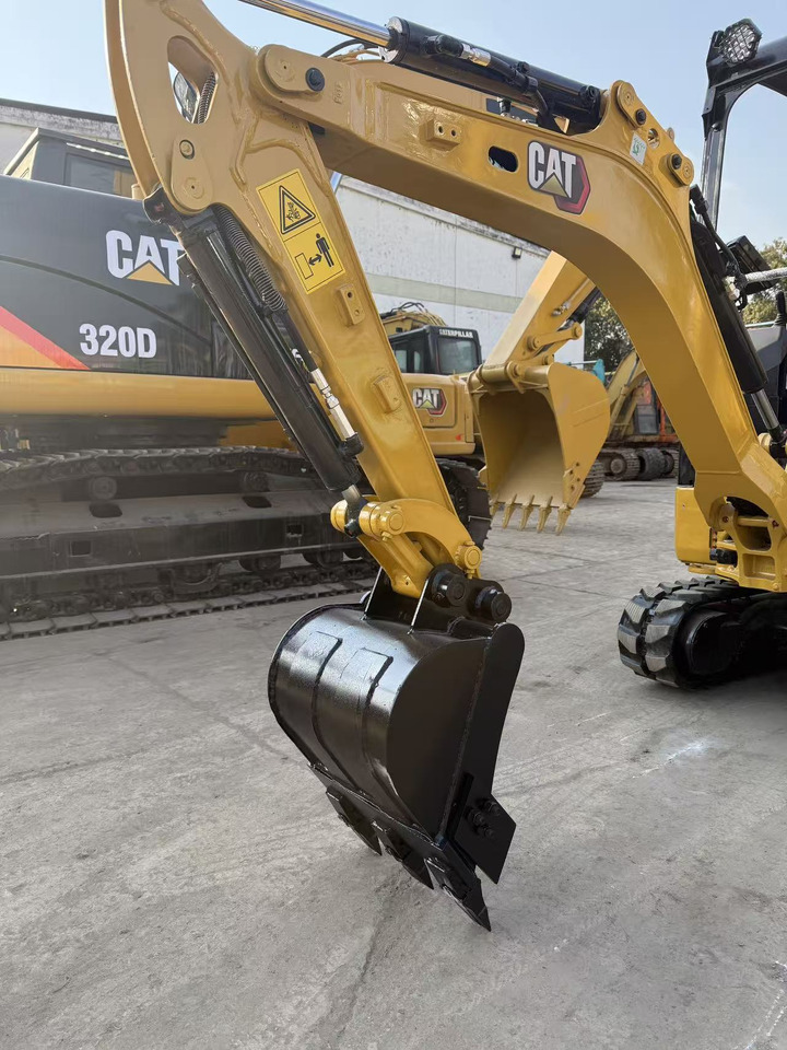 CATERPILLAR 301.7 - Mini excavator: picture 5 CATERPILLAR 301.7 - Mini excavator: picture 5