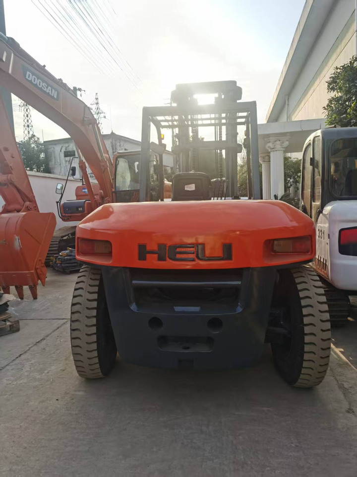 HELI 10 ton cpcd100 with fork positioner - Diesel forklift: picture 5 HELI 10 ton cpcd100 with fork positioner - Diesel forklift: picture 5