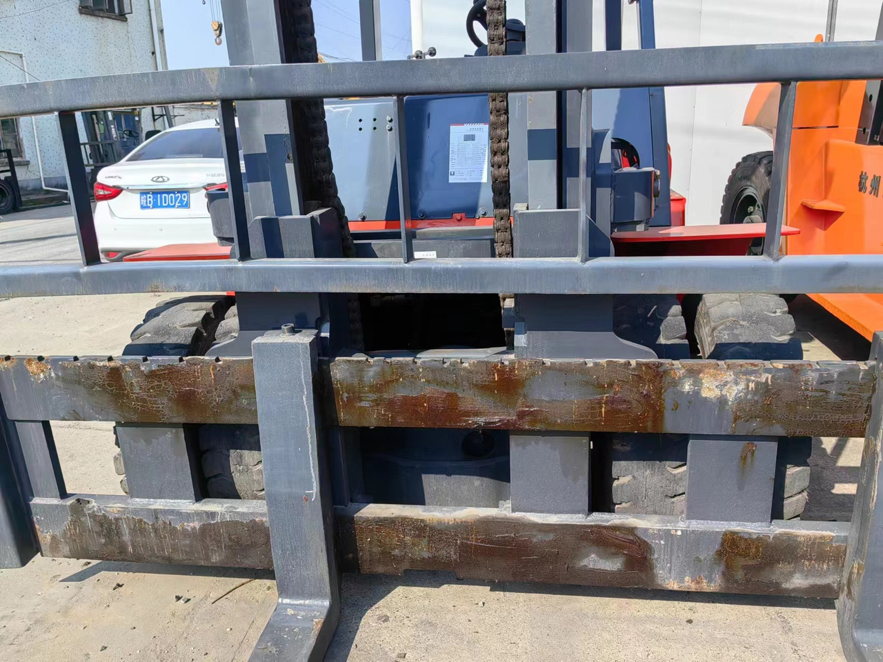 HELI 7 Ton CPCD70 - Diesel forklift: picture 4 HELI 7 Ton CPCD70 - Diesel forklift: picture 4