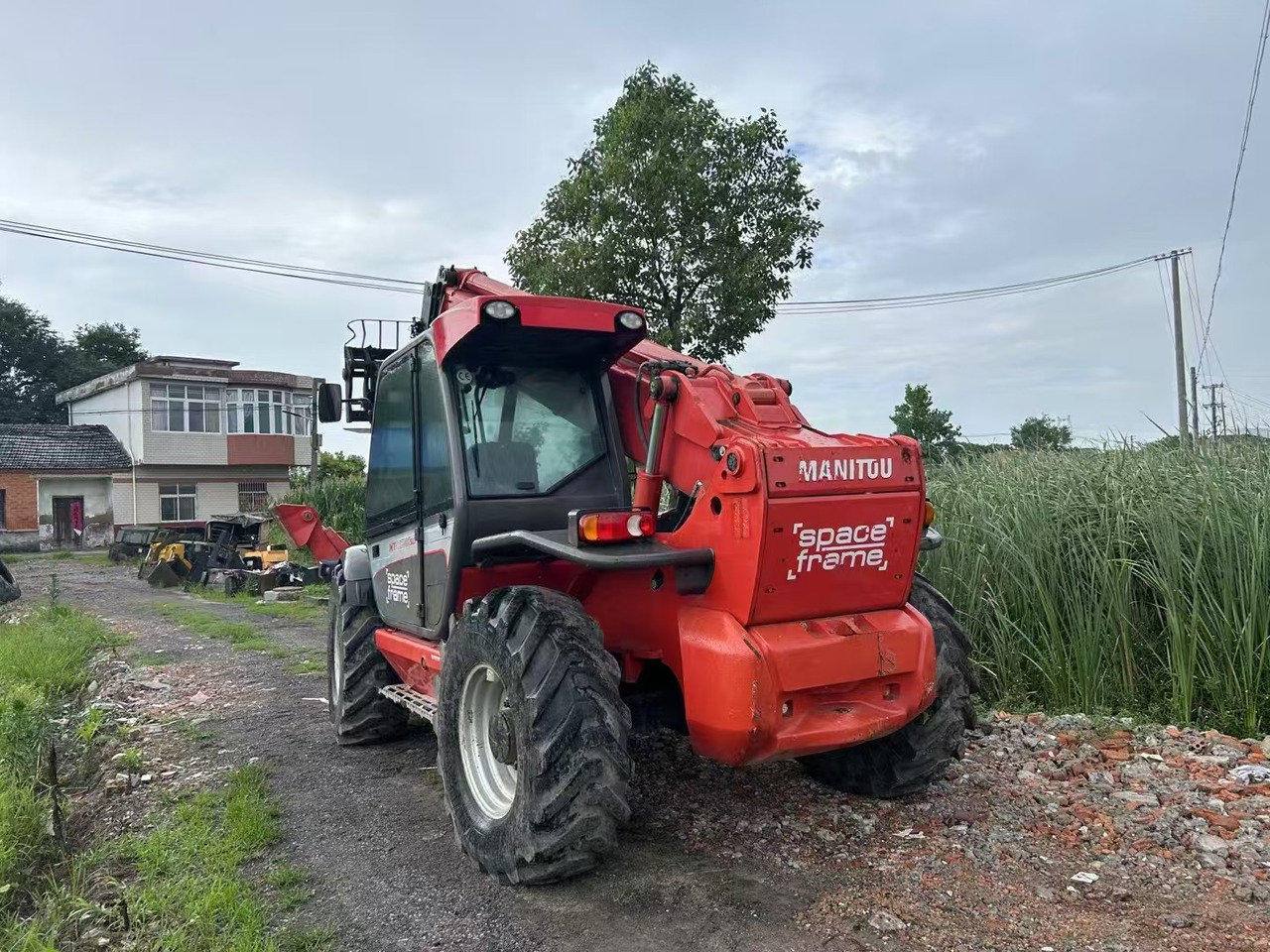 MANITOU MT1740 with 17M - Telescopic handler: picture 3 MANITOU MT1740 with 17M - Telescopic handler: picture 3