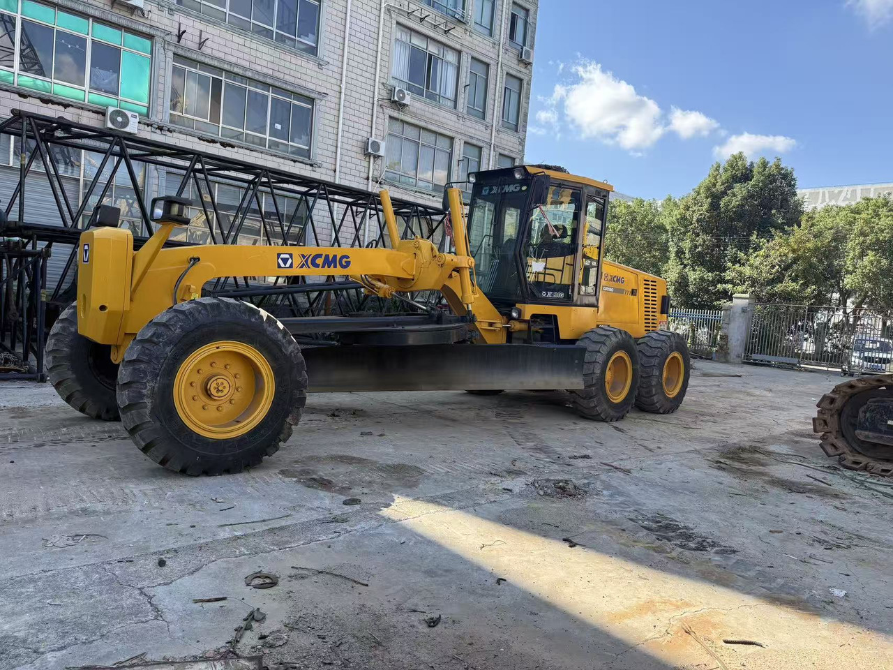 XCMG GR180 - Grader: picture 4 XCMG GR180 - Grader: picture 4