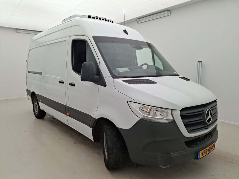 Mercedes-Benz Sprinter 316 2.2 CDI L2 G-Tronic AUT / Airconditioning / NAV / Leer / PDC / koelwagen - Commercial vehicle: picture 3 Mercedes-Benz Sprinter 316 2.2 CDI L2 G-Tronic AUT / Airconditioning / NAV / Leer / PDC / koelwagen - Commercial vehicle: picture 3