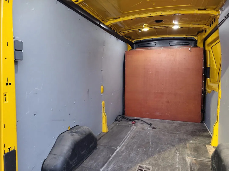 Ford Transit Transit L3H2 - Panel van: picture 4 Ford Transit Transit L3H2 - Panel van: picture 4